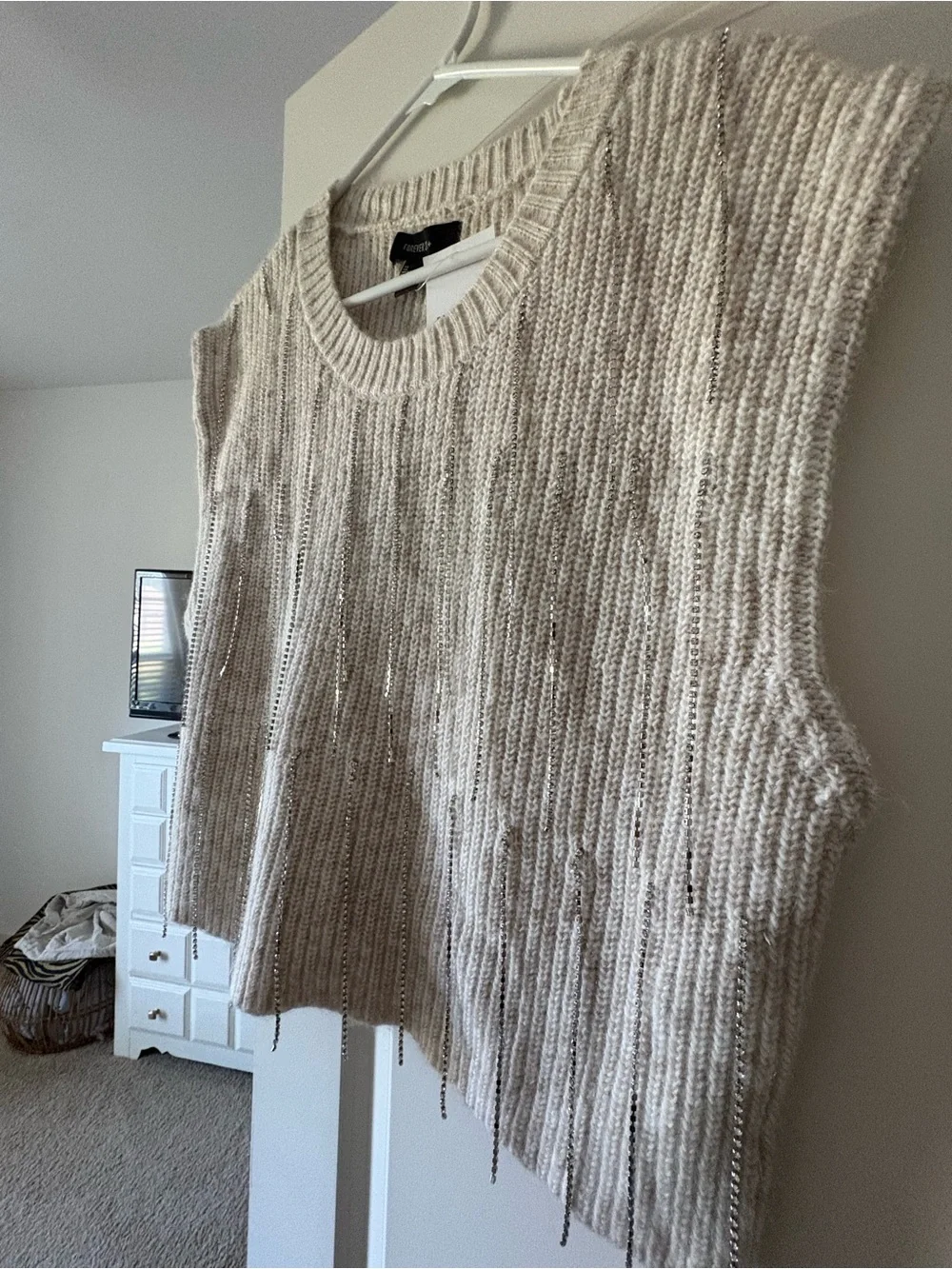 Forever 21 Cream Knit V-Neck Sleeveless Sweater with Chain Fringe
